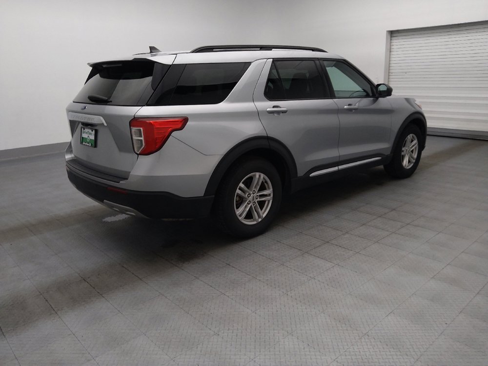 Used 2024 Ford Explorer XLT w/ Equipment Group 202A RWD image 10