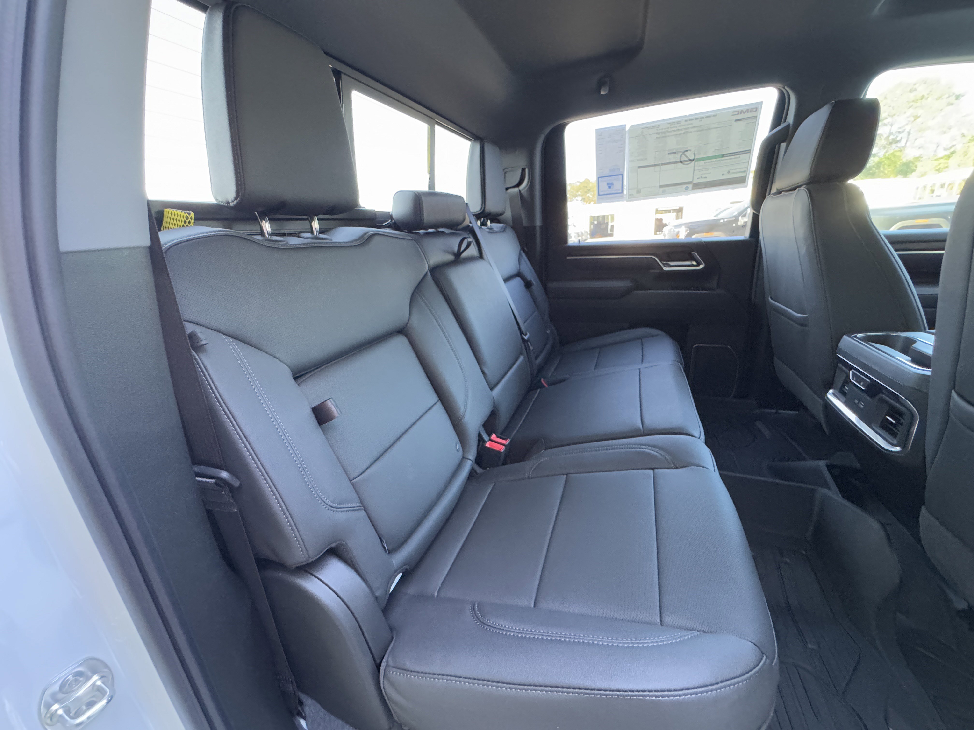 New 2026 GMC Sierra 2500 SLT w/ SLT Premium Package image 18