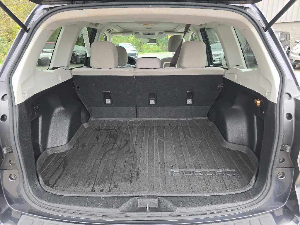 Used 2018 Subaru Forester 2.5i Premium AWD/4WD image 17