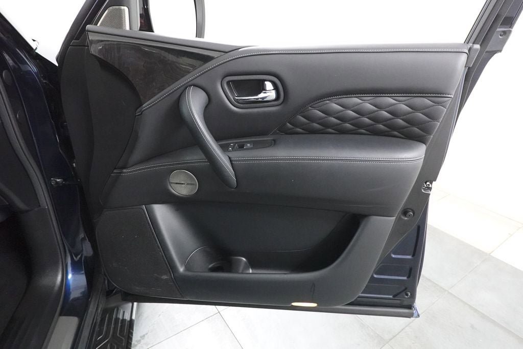 Used 2023 INFINITI QX80 Sensory w/ Cargo Package AWD/4WD image 31