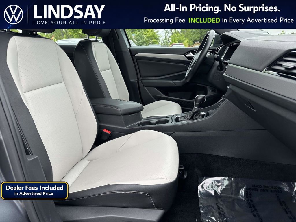 Used 2019 Volkswagen Jetta R-Line FWD image 12