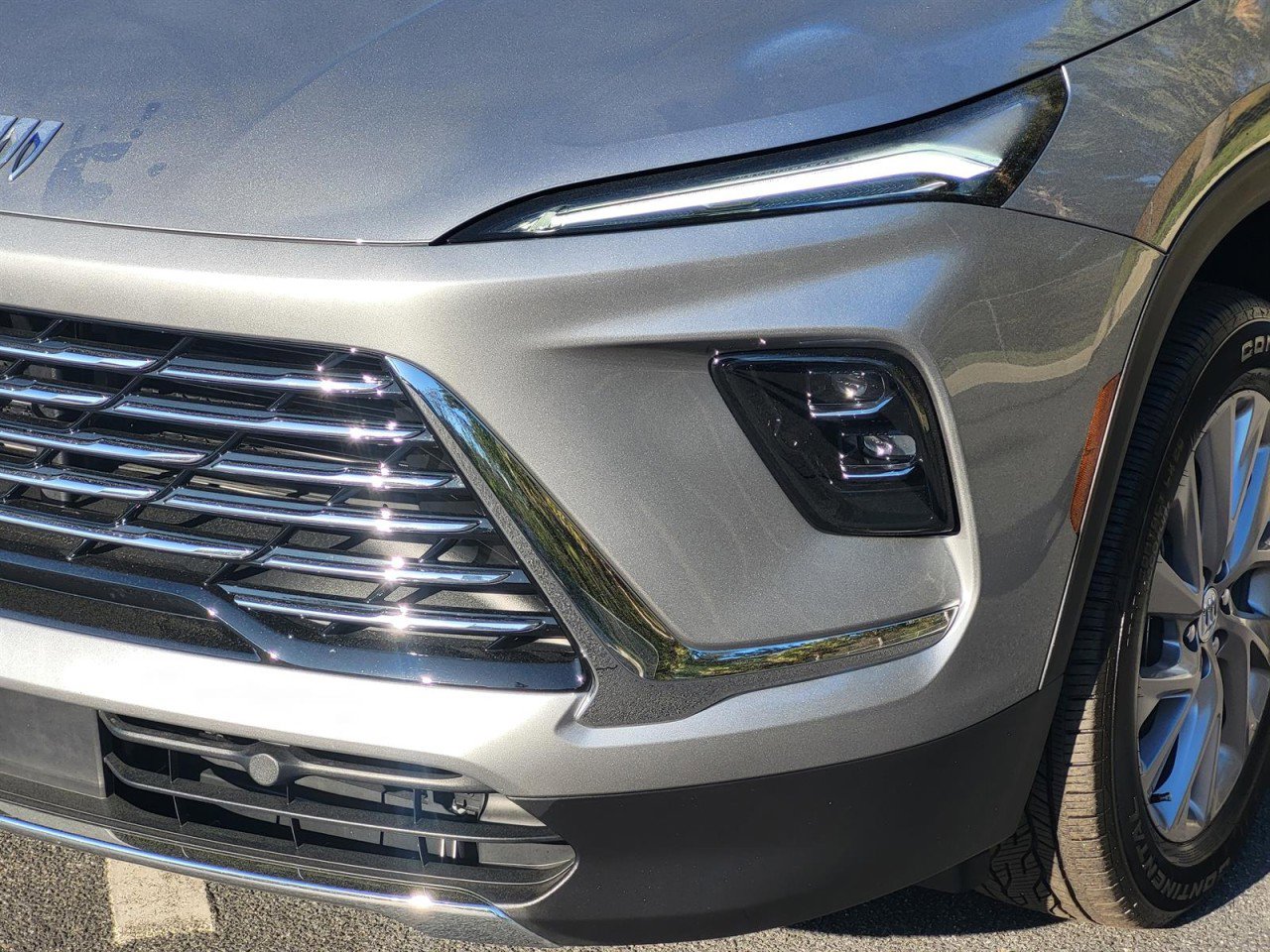 Used 2025 Buick Enclave Preferred image 8