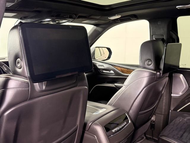 Certified 2021 Cadillac Escalade Premium Luxury Platinum image 22