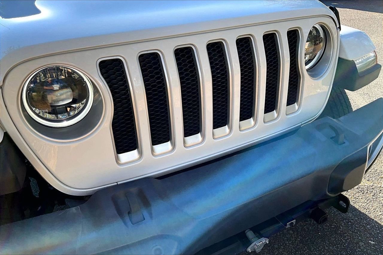 Used 2023 Jeep Wrangler Sahara w/ LED Lighting Group image 29