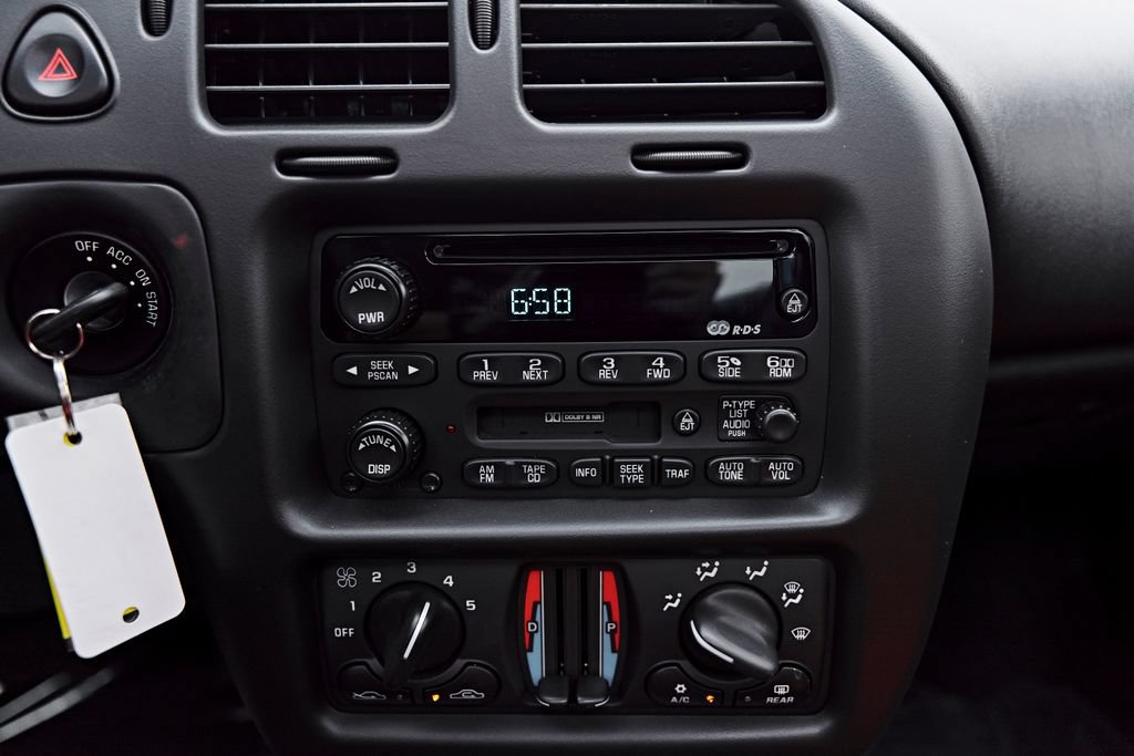 Used 2000 Chevrolet Monte Carlo SS FWD image 64