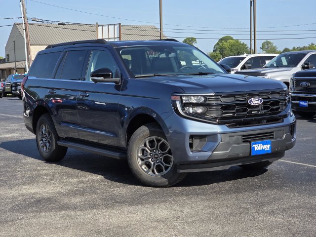 New 2027 Ford Expedition Active RWD image 2