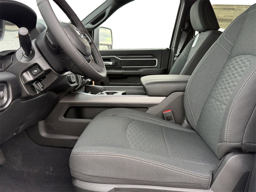 New 2025 RAM 2500 Big Horn image 9