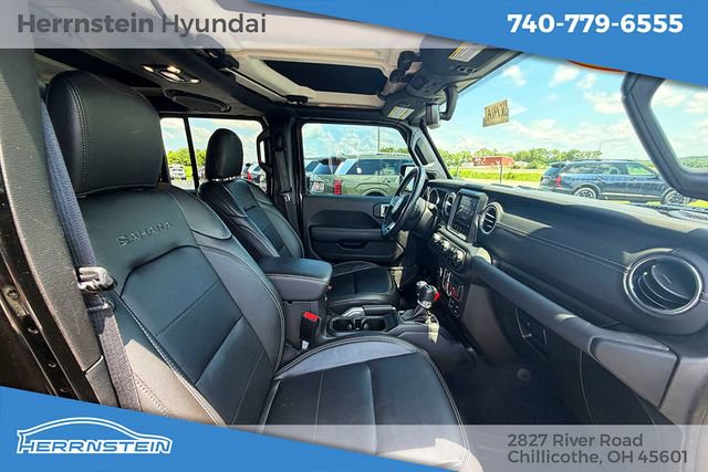 Used 2021 Jeep Wrangler Unlimited Sahara w/ Cold Weather Group AWD/4WD image 19