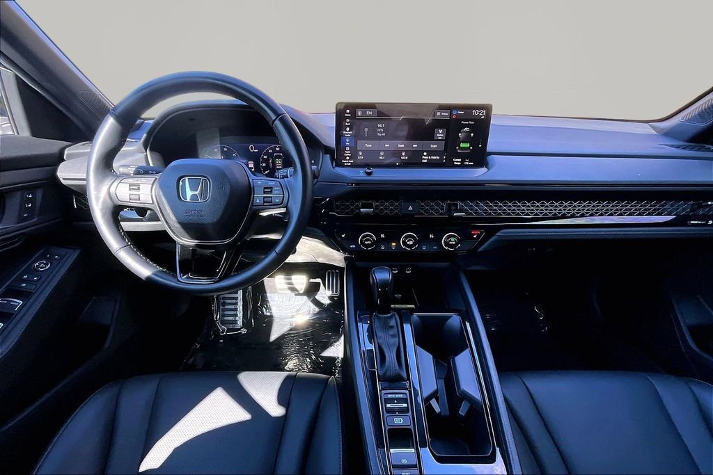 Used 2025 Honda Accord Sport image 7