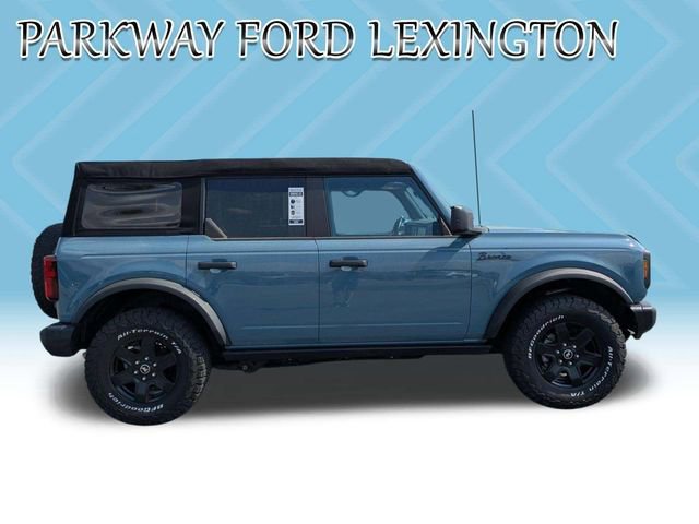 Used 2023 Ford Bronco Black Diamond image 4