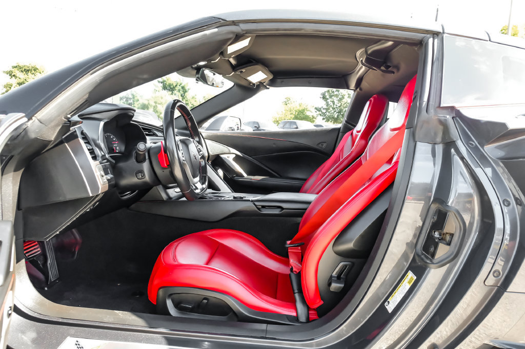 Used 2018 Chevrolet Corvette Z06 RWD image 25