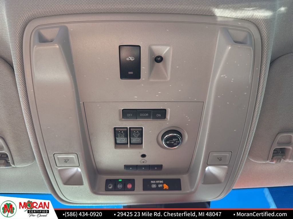 Used 2019 Cadillac Escalade Premium Luxury image 25