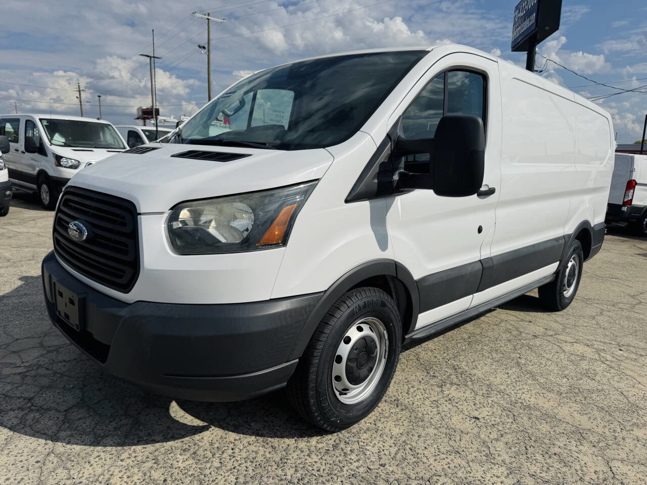 Used 2016 Ford Transit 150 130 Low Roof image 3