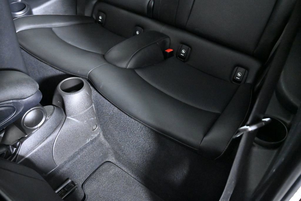 Used 2019 MINI Cooper S image 21