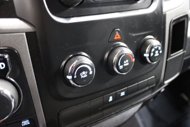Used 2018 RAM 1500 Express image 20