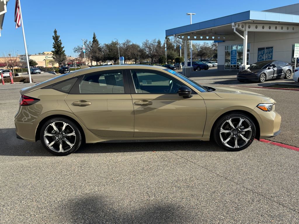 Used 2025 Honda Civic Sport Touring image 4