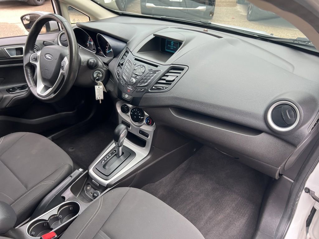 Used 2015 Ford Fiesta SE FWD image 20