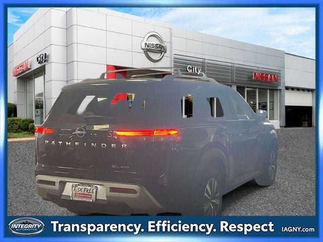 Certified 2024 Nissan Pathfinder SL image 6