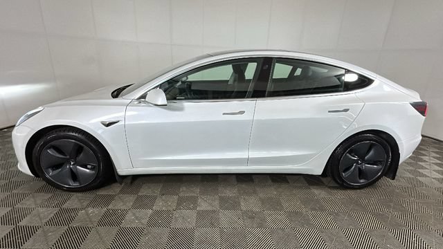 Used 2020 Tesla Model 3 Standard Range Plus RWD image 5