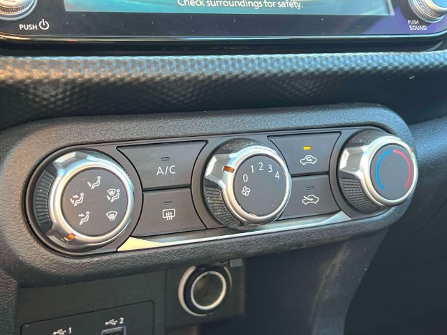 Used 2024 Nissan Kicks SV FWD image 28