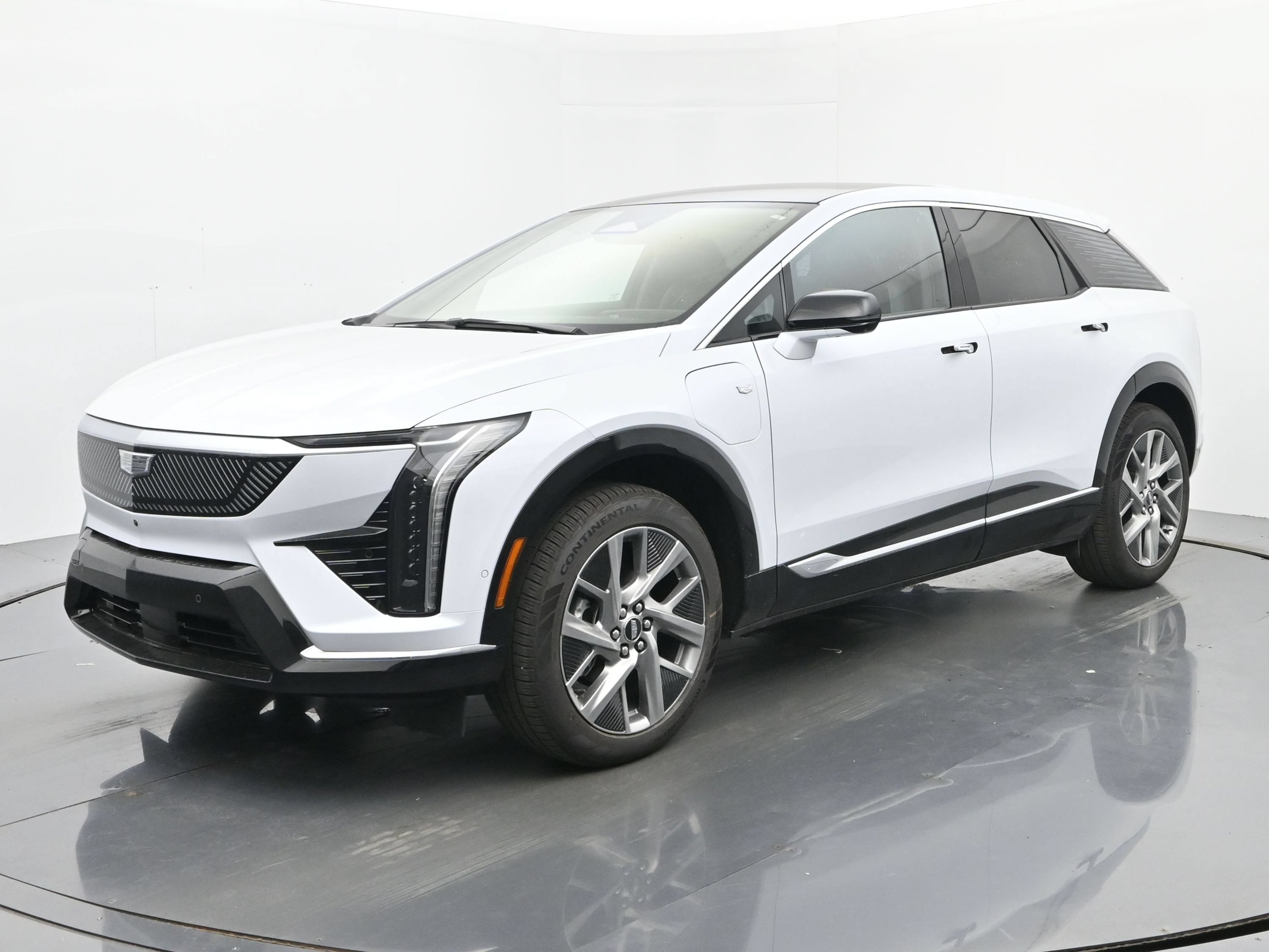 New 2026 Cadillac Optiq Luxury 1 w/ LPO, Floor Liner Package AWD/4WD image 1