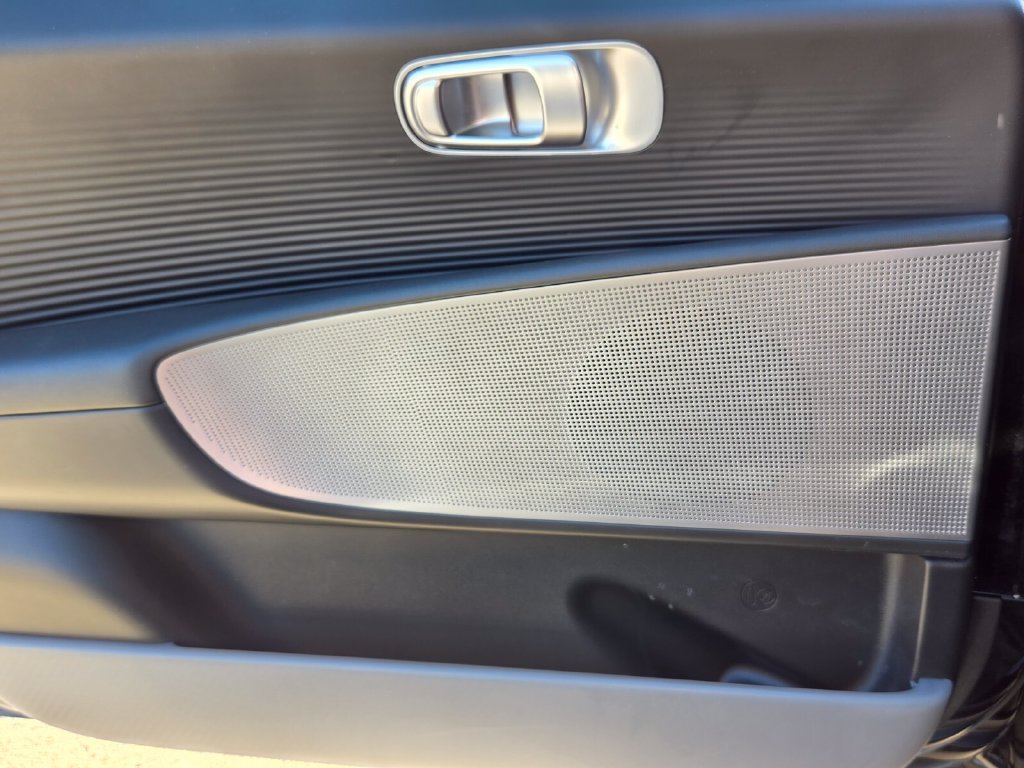 Used 2025 Hyundai Ioniq 6 SEL RWD image 29
