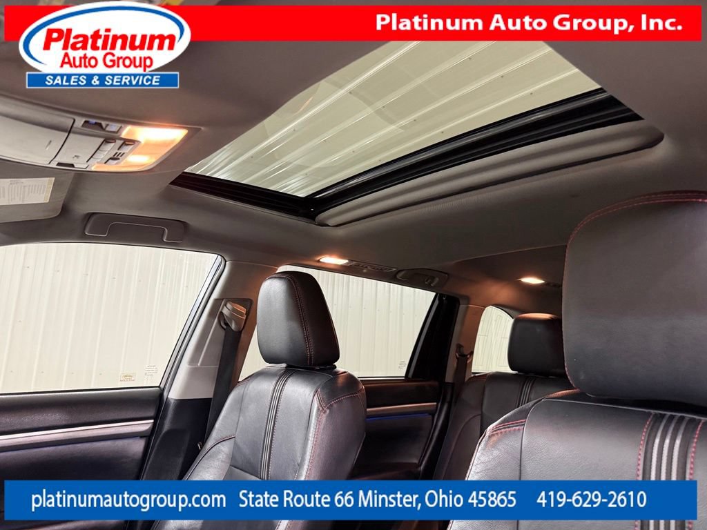 Used 2019 Toyota Highlander SE AWD/4WD image 28