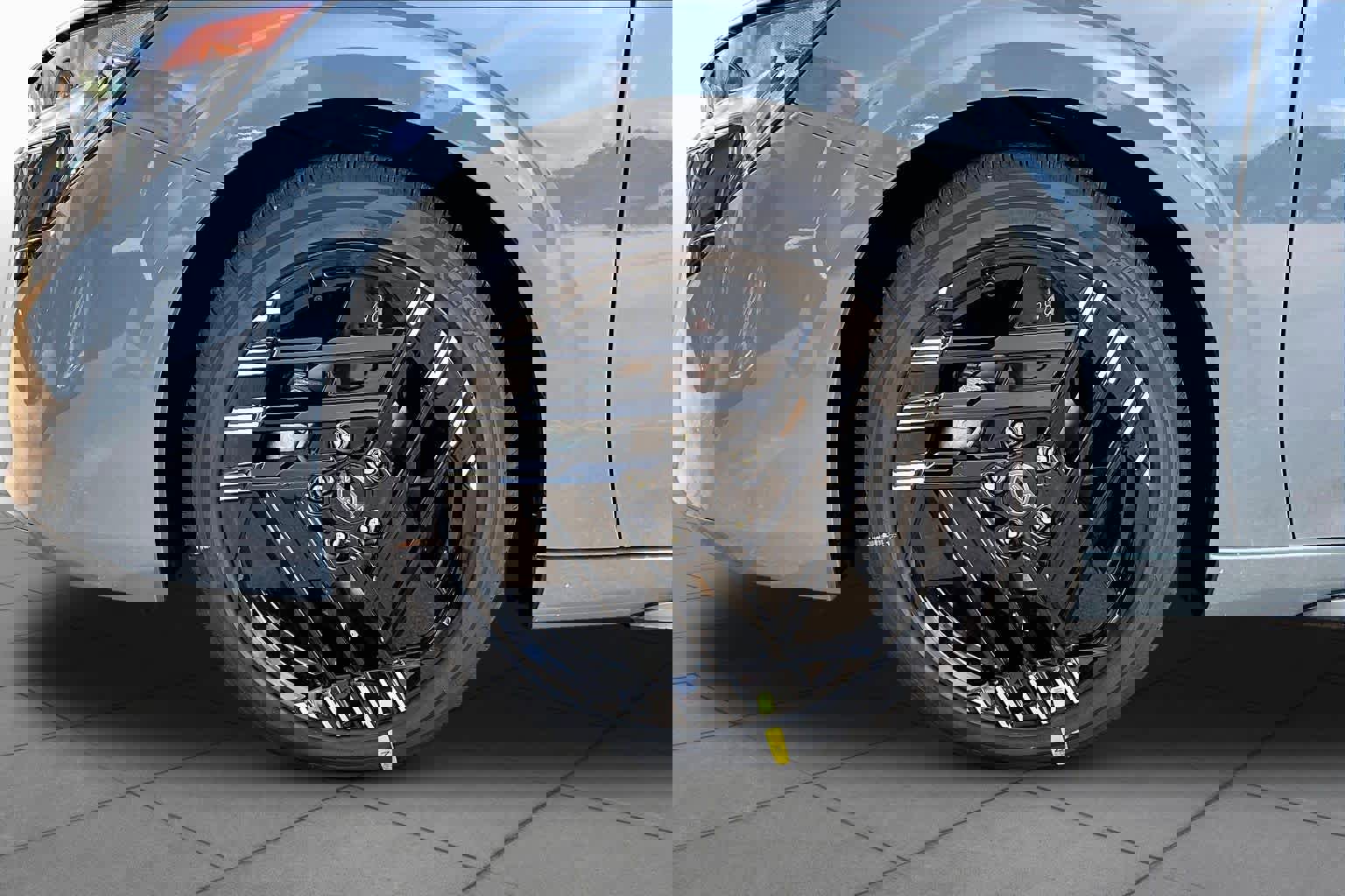 New 2026 Nissan Sentra SR w/ SR Premium Package FWD image 9