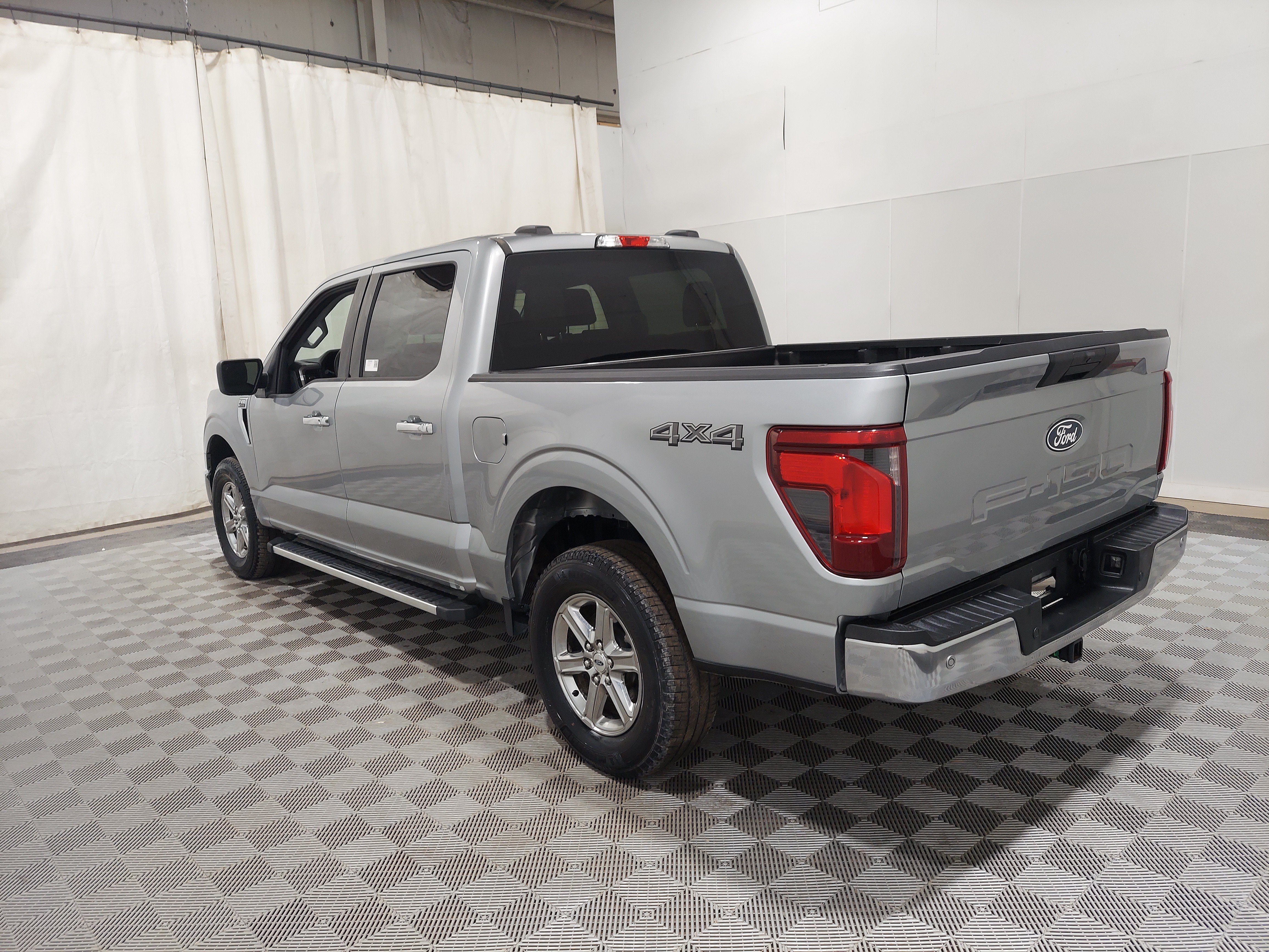 Used 2025 Ford F150 XLT w/ Equipment Group 301A Standard AWD/4WD image 2