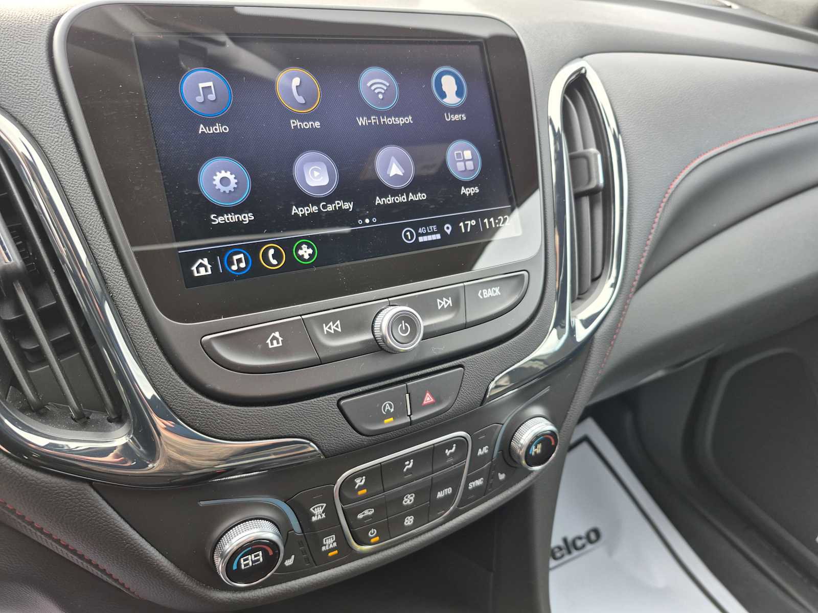 Used 2024 Chevrolet Equinox RS w/ RS Leather Package image 26