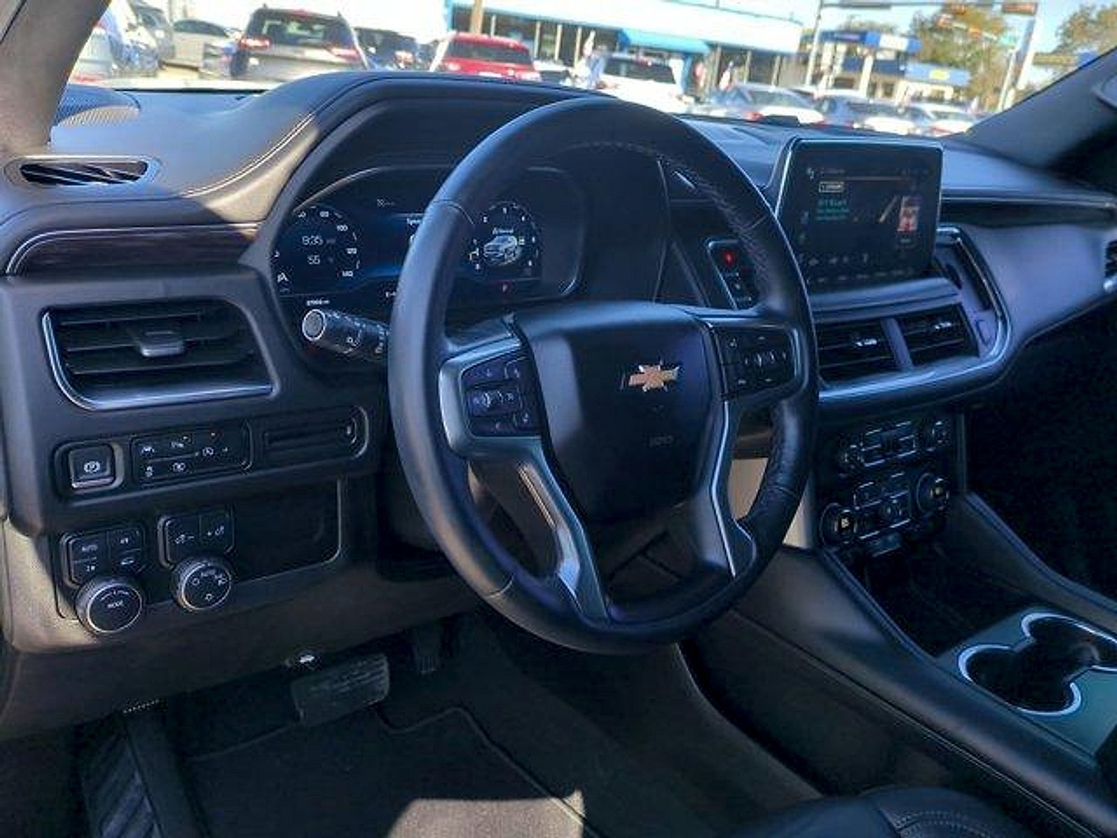 Certified 2024 Chevrolet Tahoe LT w/ Luxury Package AWD/4WD image 10