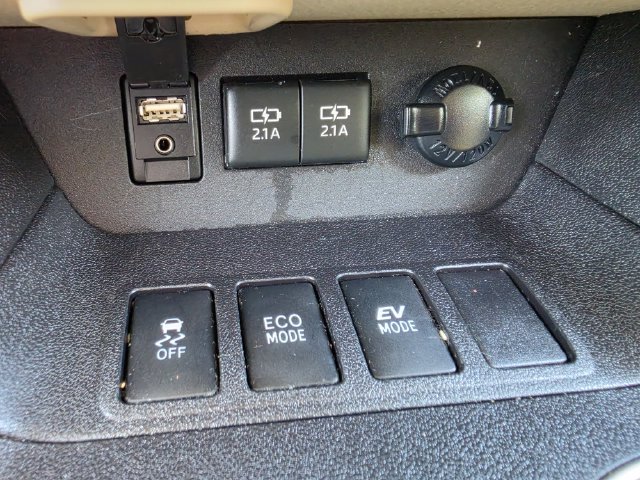 Used 2018 Toyota Highlander XLE AWD/4WD image 28