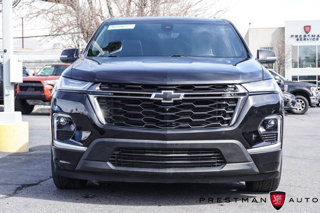 Used 2022 Chevrolet Traverse Premier w/ Redline Edition image 17