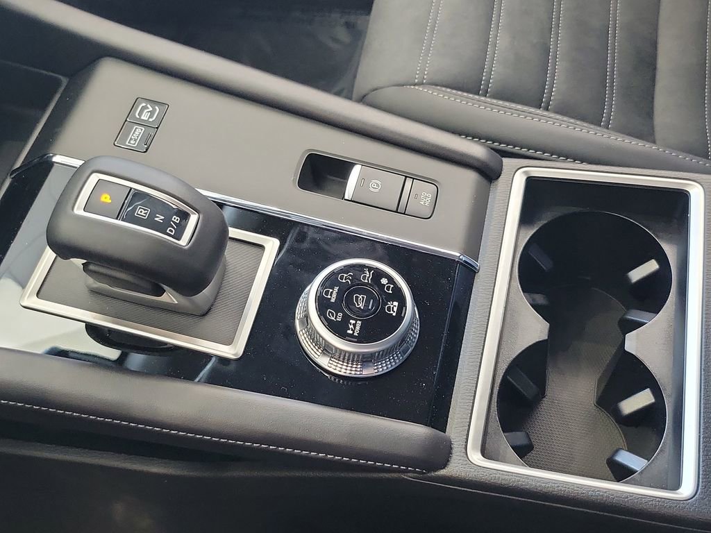 New 2026 Nissan Rogue SL image 9