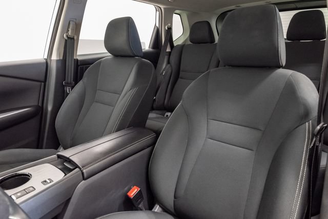 Used 2024 Nissan Rogue S FWD image 11