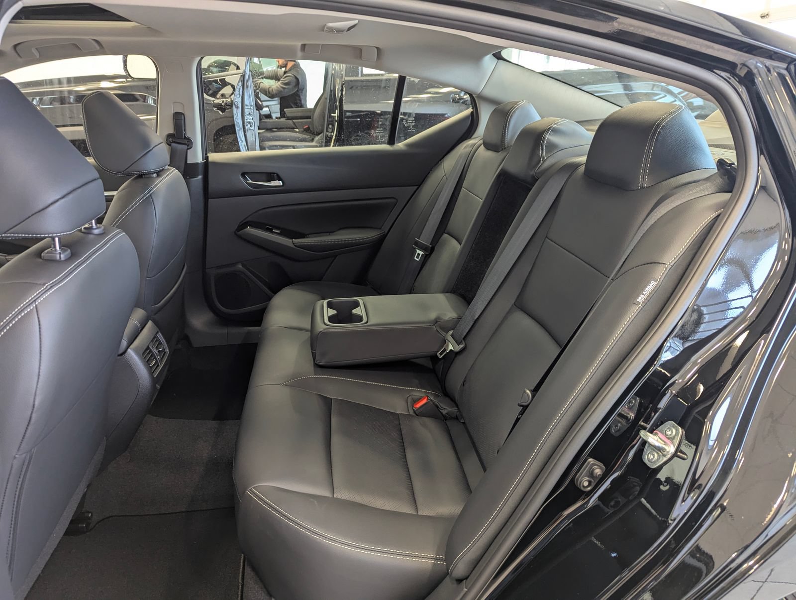 New 2025 Nissan Altima 2.5 SL FWD image 12