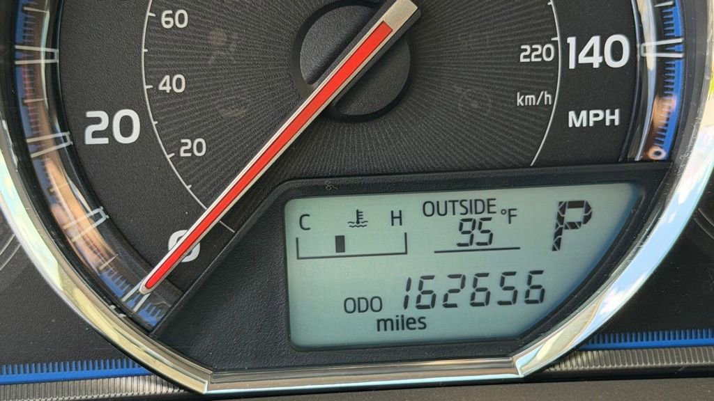 Used 2015 Toyota RAV4 Limited AWD/4WD image 20