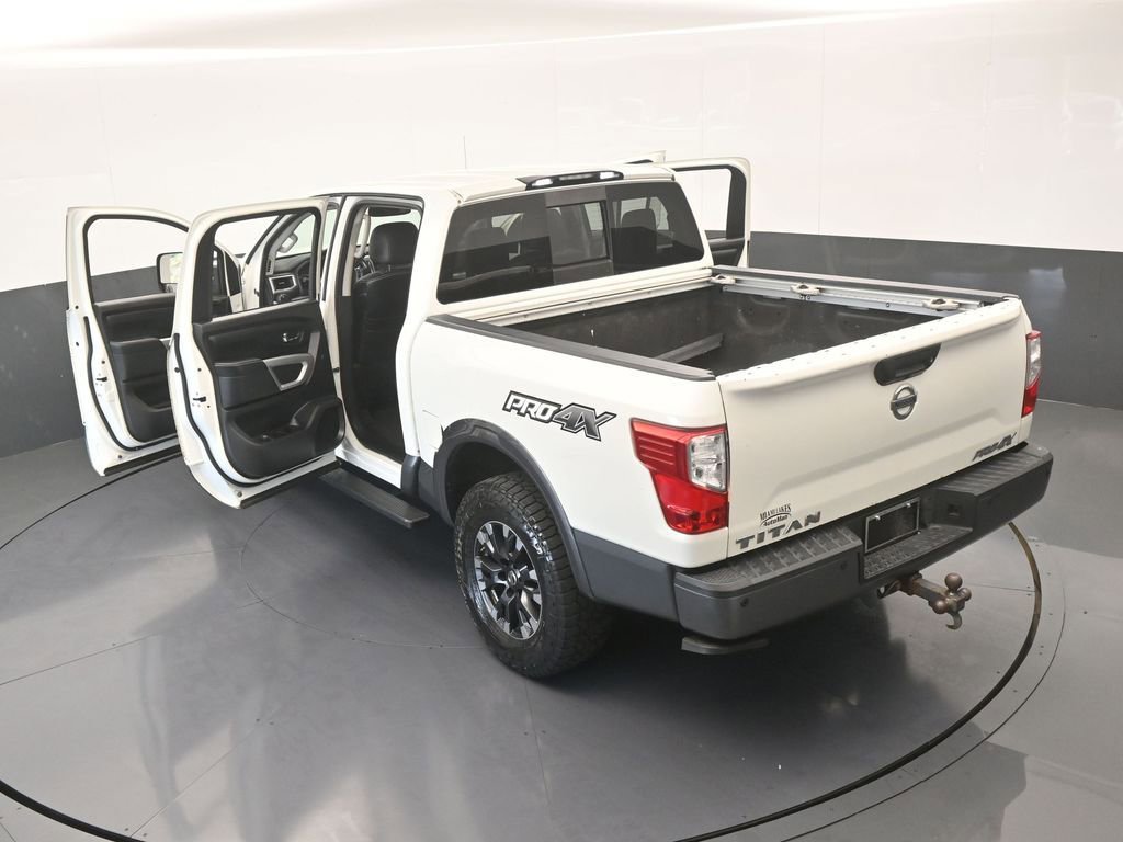 Used 2018 Nissan Titan PRO-4X w/ Pro-4x Convenience Package image 74