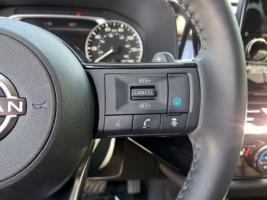 Used 2023 Nissan Pathfinder SL w/ Lighting Package (N92) AWD/4WD image 23