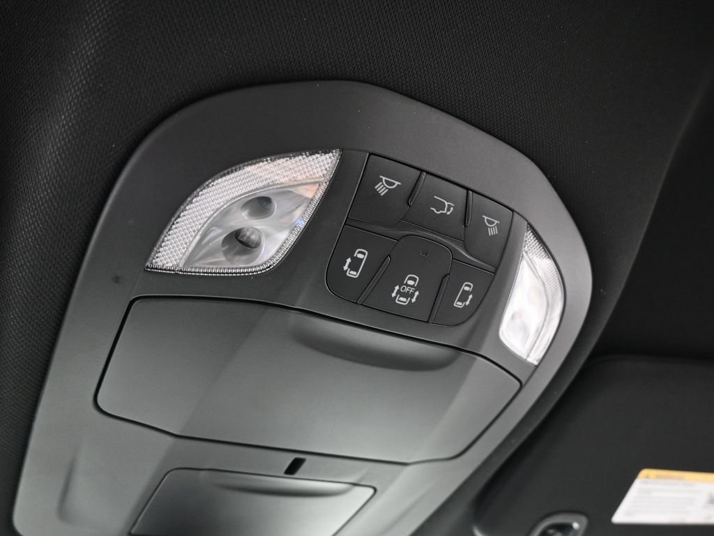 New 2026 Chrysler Pacifica Select w/ S Appearance Package FWD image 20