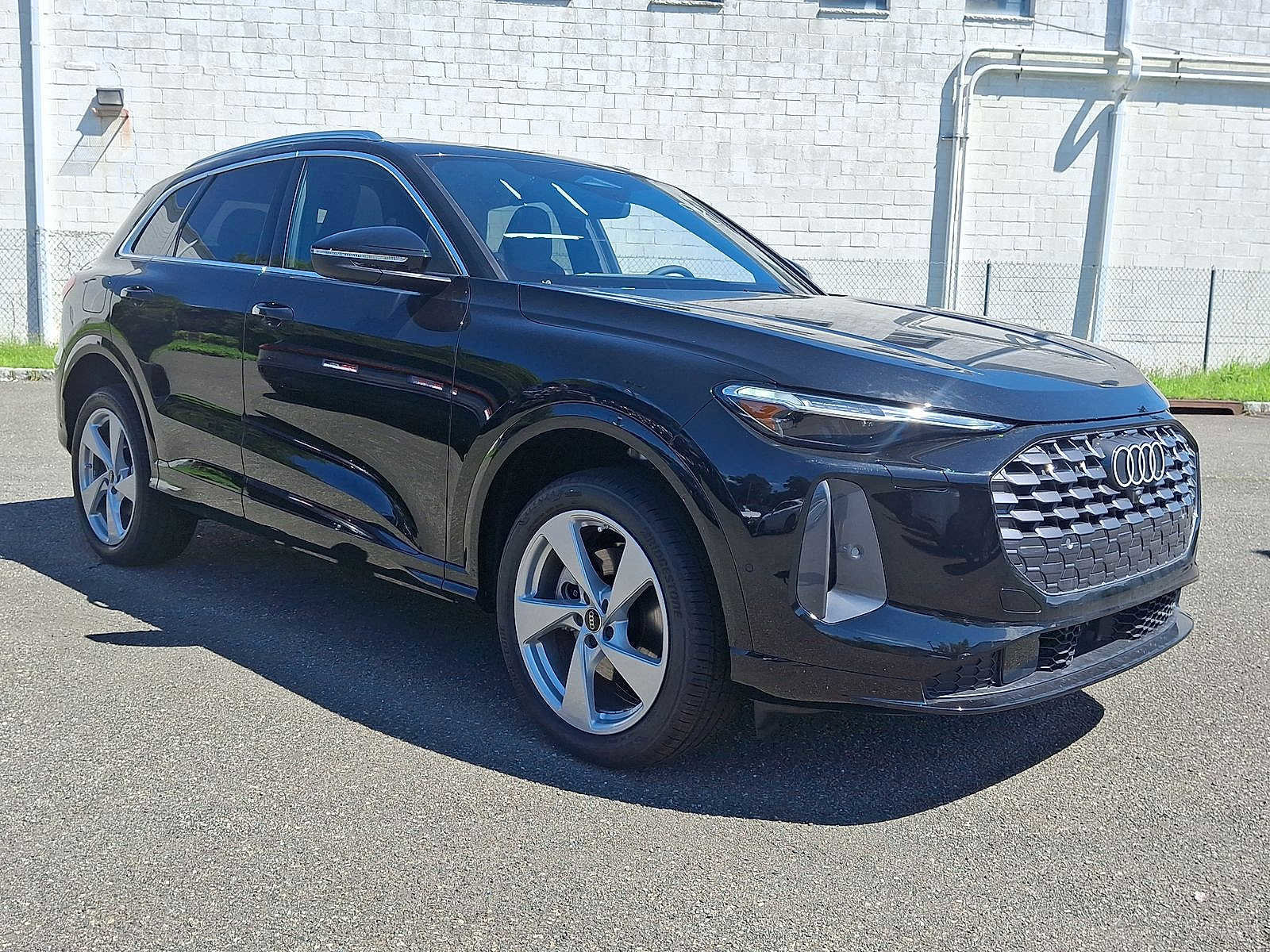 New 2025 Audi Q5 Premium Plus image 10