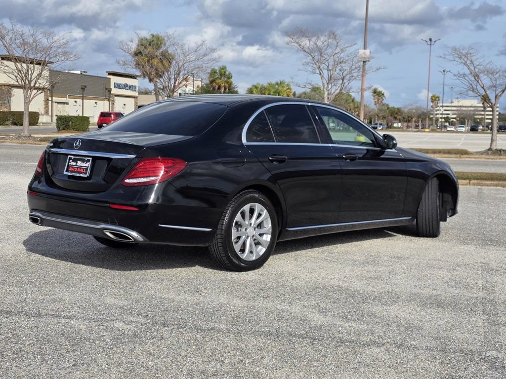 Used 2017 Mercedes-Benz E 300 image 5