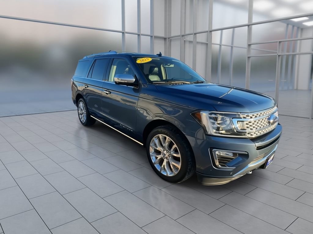 Used 2019 Ford Expedition Platinum image 2