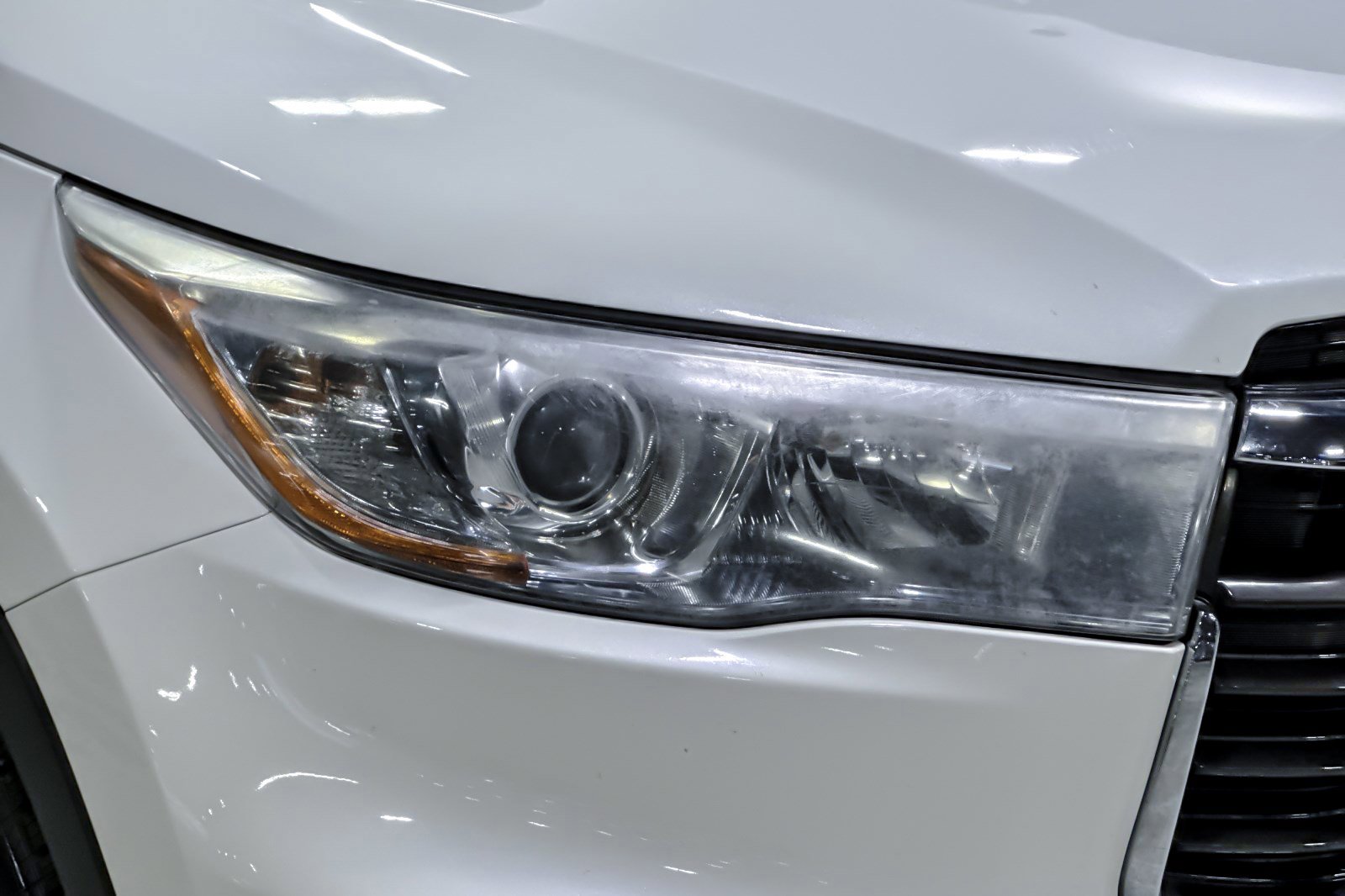 Used 2016 Toyota Highlander XLE AWD/4WD image 10