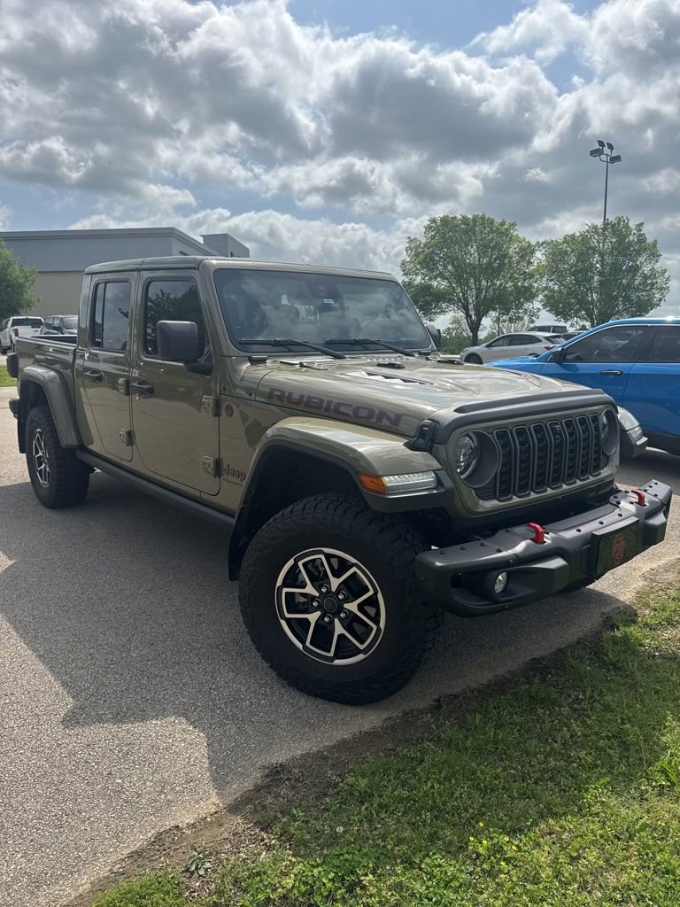 Used 2025 Jeep Gladiator Rubicon image 1