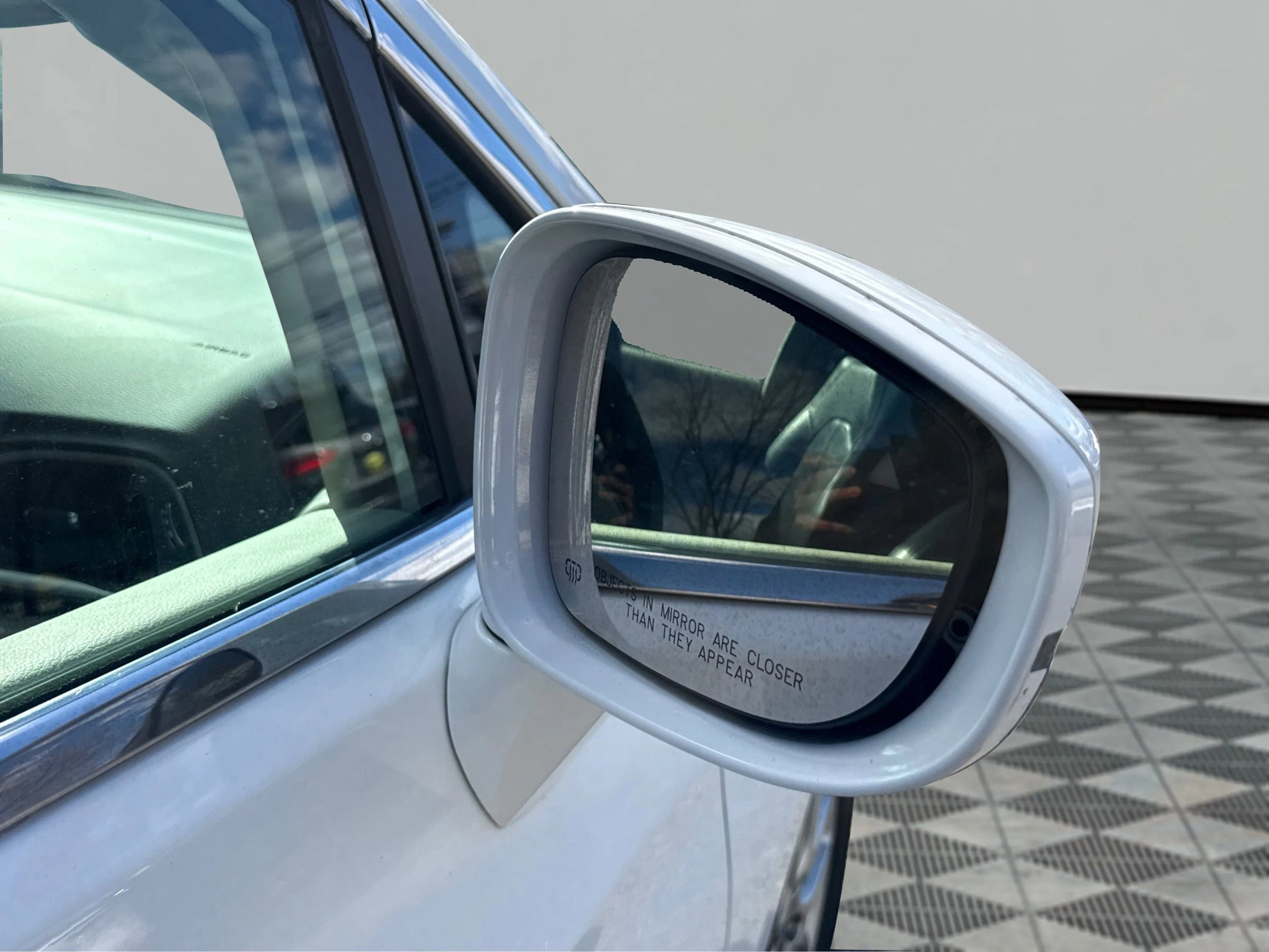 Used 2022 Chrysler Pacifica Touring-L image 28