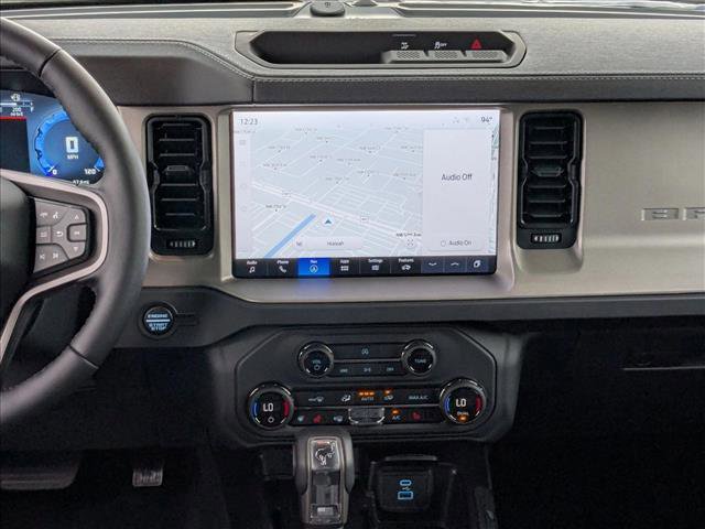 New 2025 Ford Bronco Outer Banks image 11