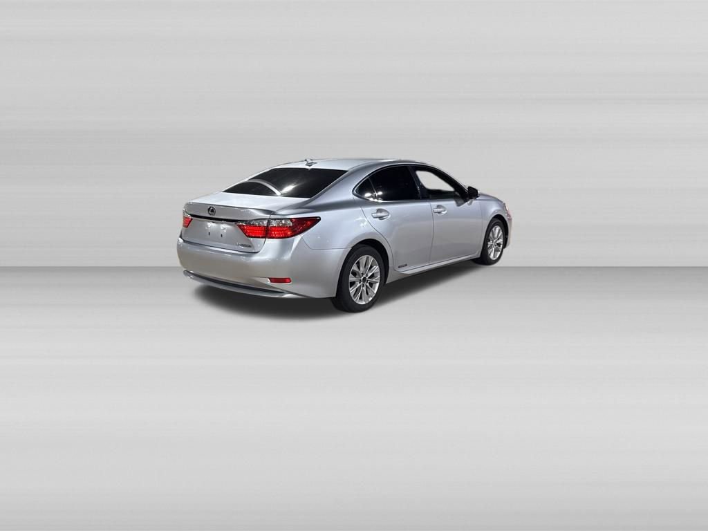 Used 2013 Lexus ES 300h w/ Luxury Pkg FWD image 5