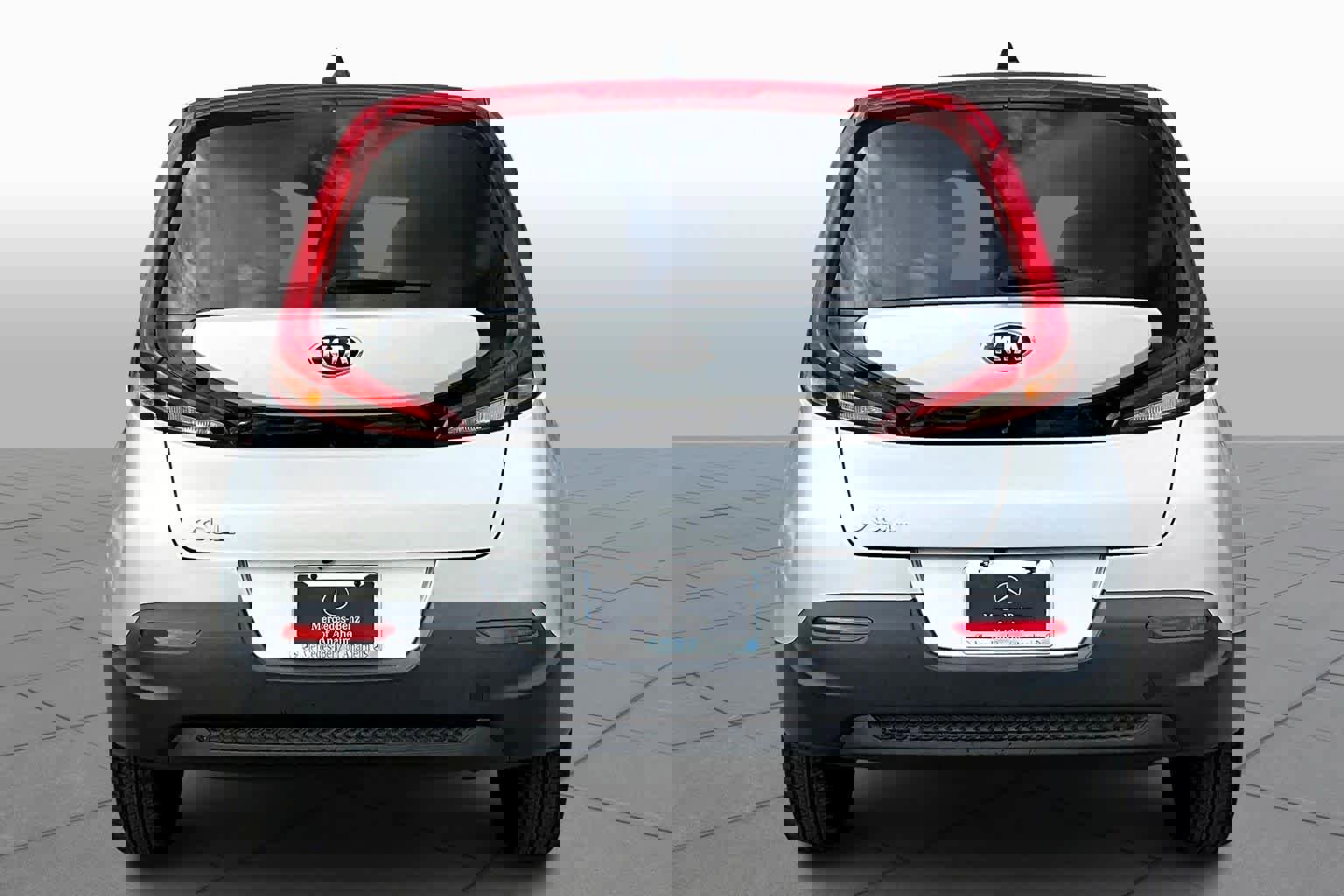 Used 2021 Kia Soul LX image 4