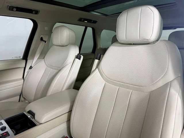 Used 2023 Land Rover Range Rover SE AWD/4WD image 6